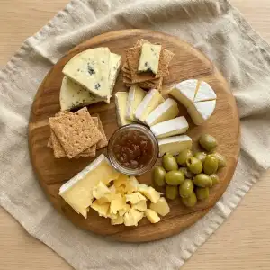 Veggie Cheeseboard (2-4 people)